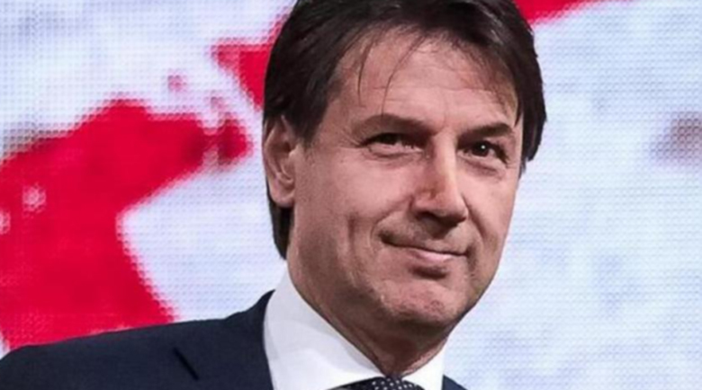 Номинираният за премиер на Италия върна мандата