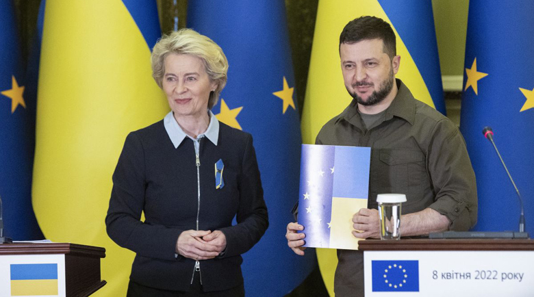 Крачка напред: ЕК препоръча Украйна за кандидат-член на Европейския съюз