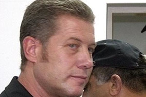 Наследник на ВИС-2 почина мистериозно в ареста