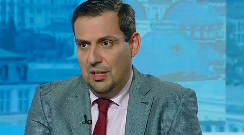 Бенчев: Рафинерията на „Лукойл“ е осигурена до средата на септември